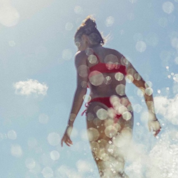 🌊Billabong Red Bandeau Bikini Top - Picture 2 of 4